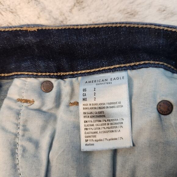 American Eagle hi-rise denim shorts size 2 - Picture 4 of 5